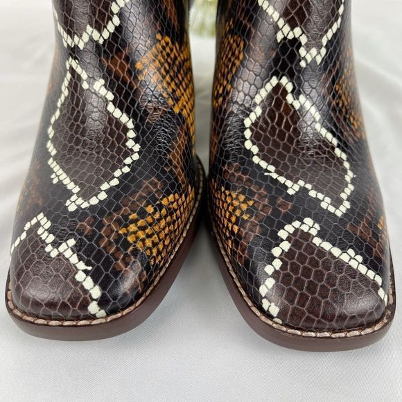 Gibson & Latimer VINA Snake Embossed Leather Boots - Picture 8 of 16
